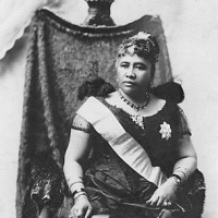 Queen Liliuokalani in a black dress Hawaiian Monarchy Hawaii